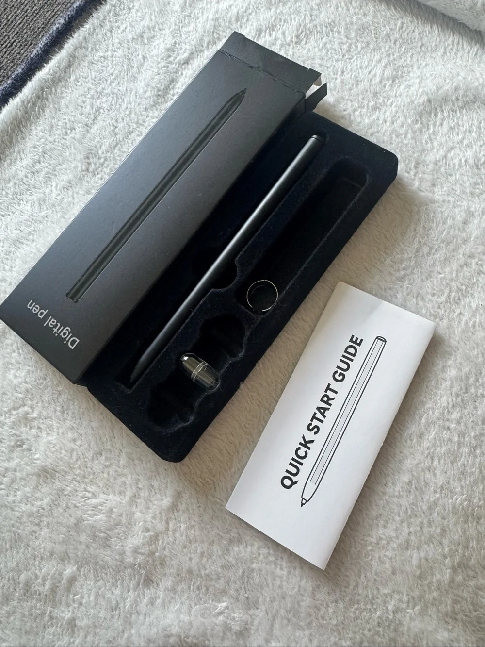 Magnetic stylus pen